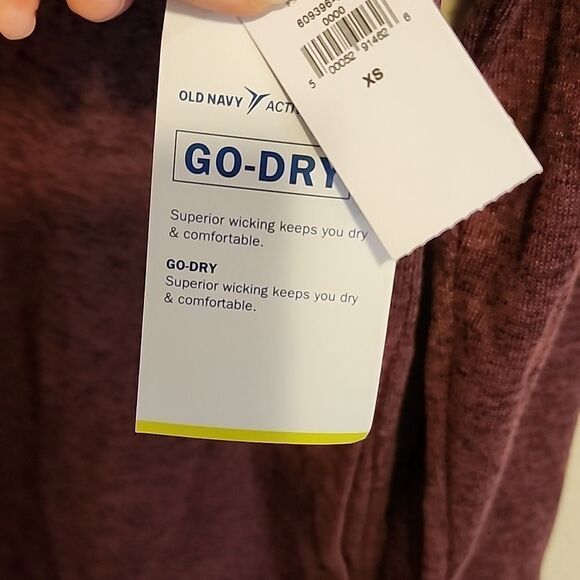 Old navy performance pullover sweatshirt - Picture 3 of 4